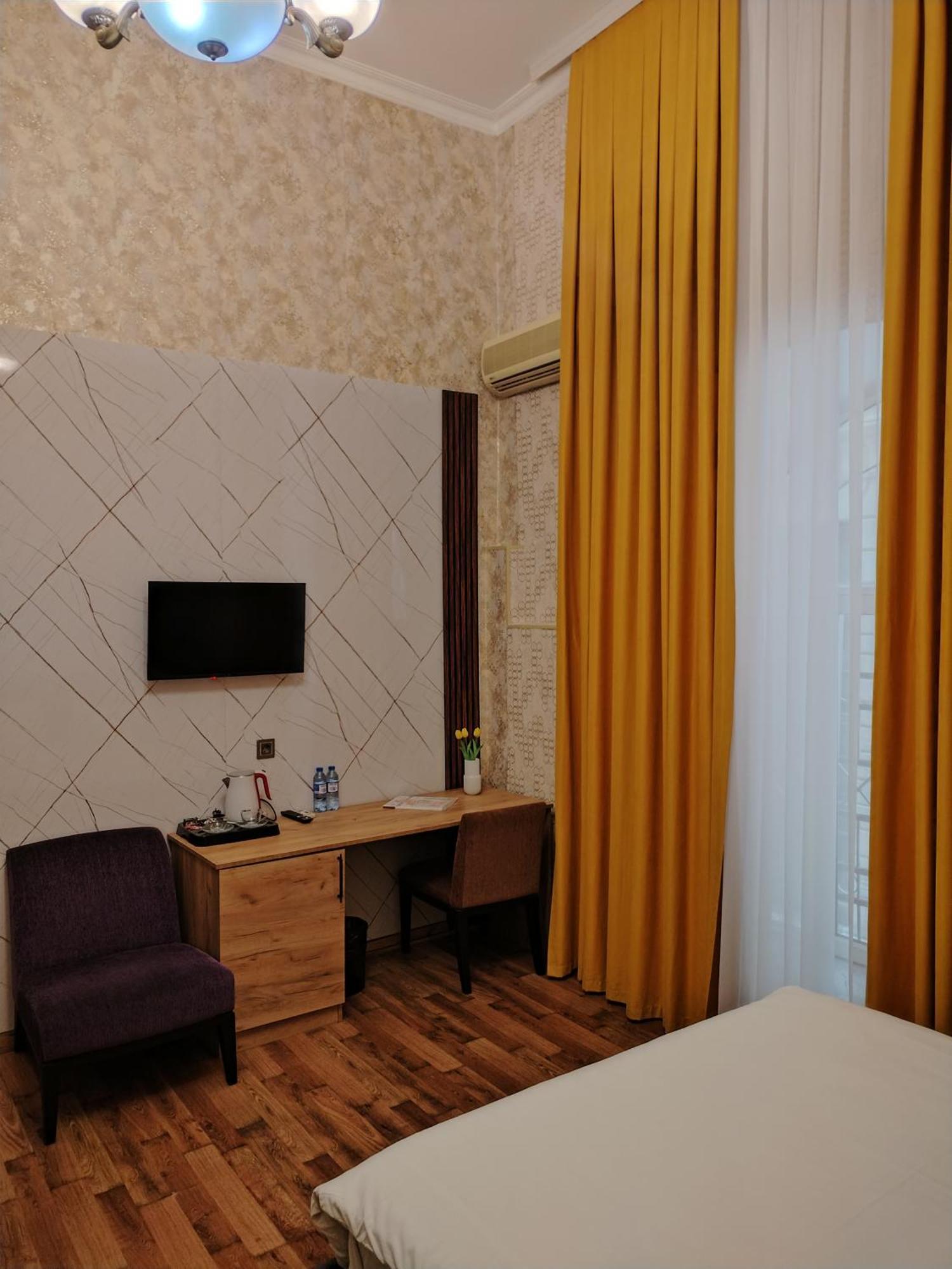 Pera Hotel Baku Luaran gambar