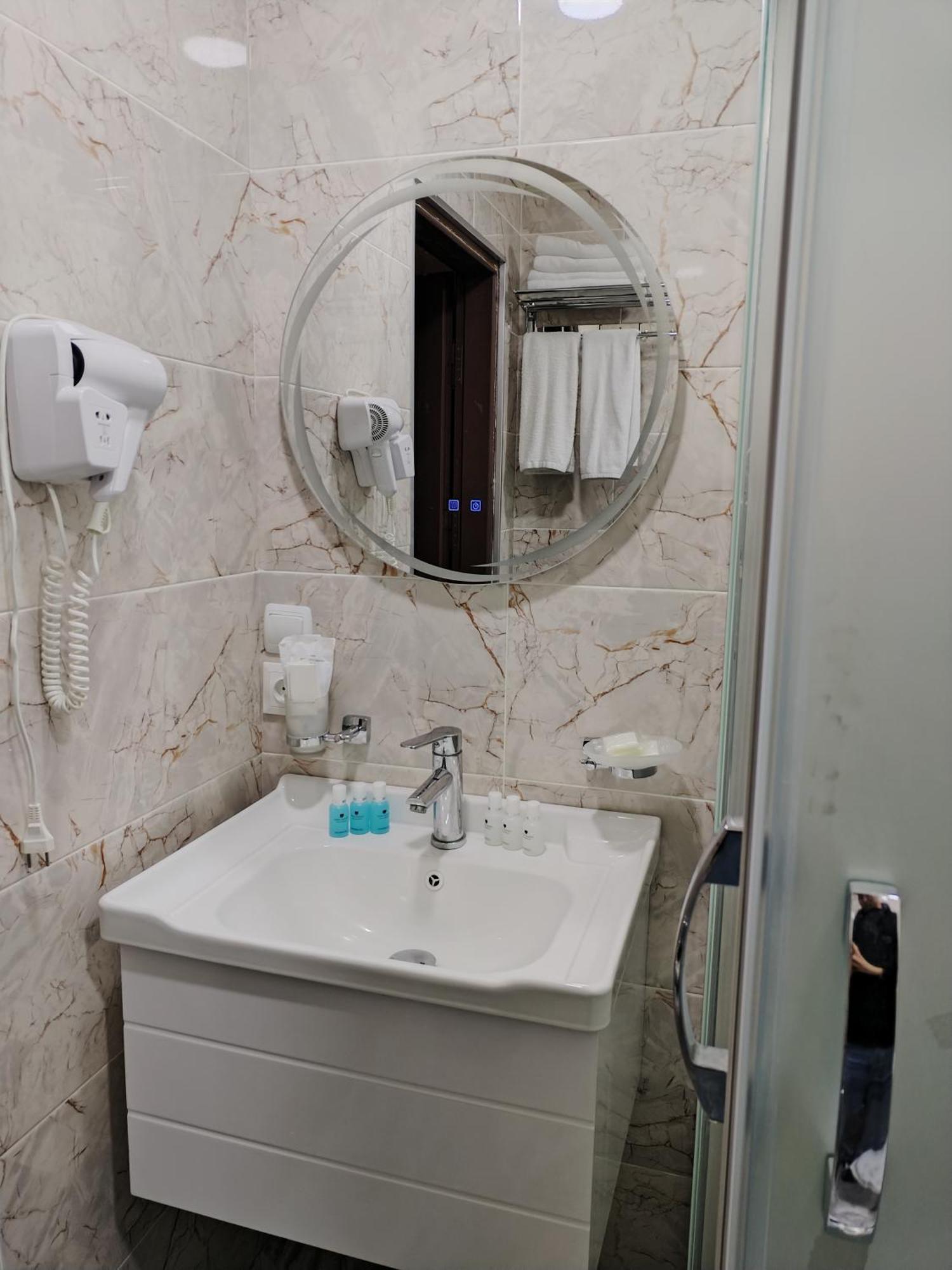 Pera Hotel Baku Luaran gambar
